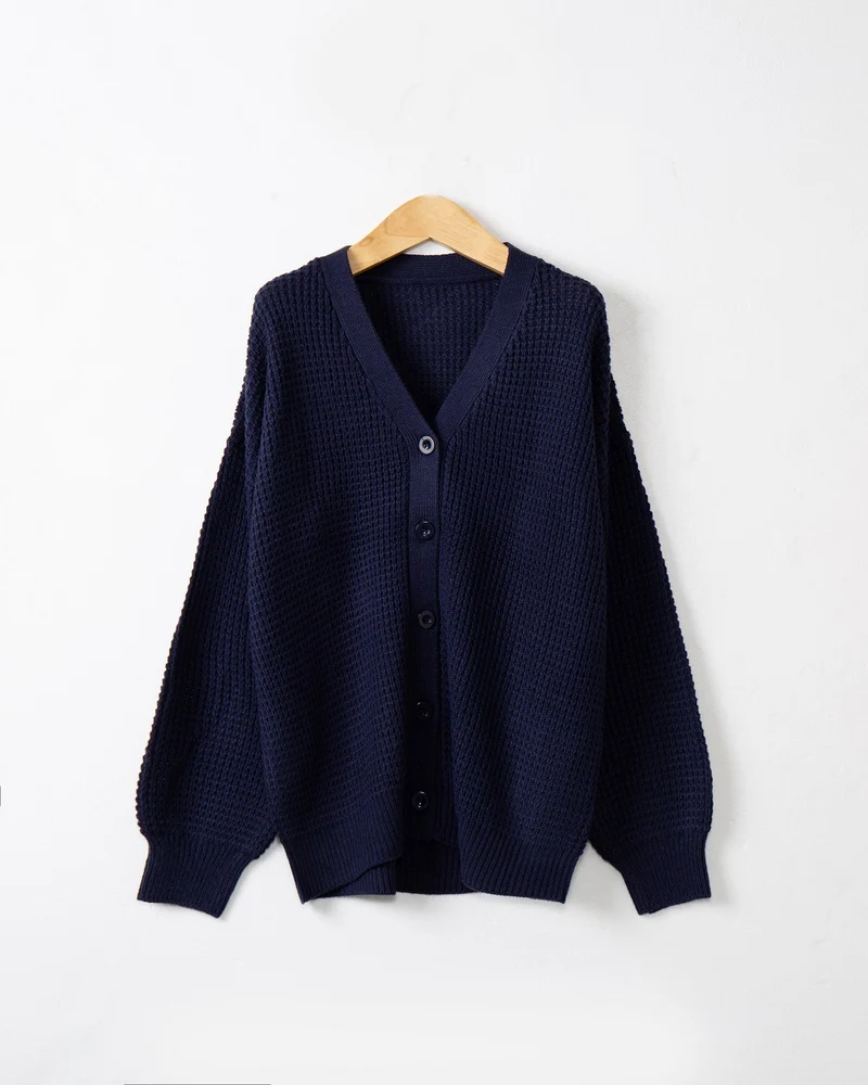 Damen Waffelstruktur-Cardigan mit tiefem V-Ausschnitt und kastigem Oversize-Schnitt Nord Taschen