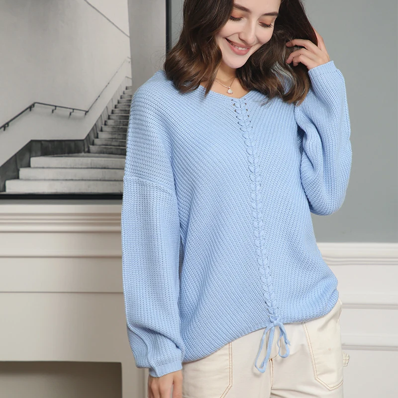 Damen Strickpullover mit Zopfmittelnaht, V‑Ausschnitt und Kordelzug Nord Taschen