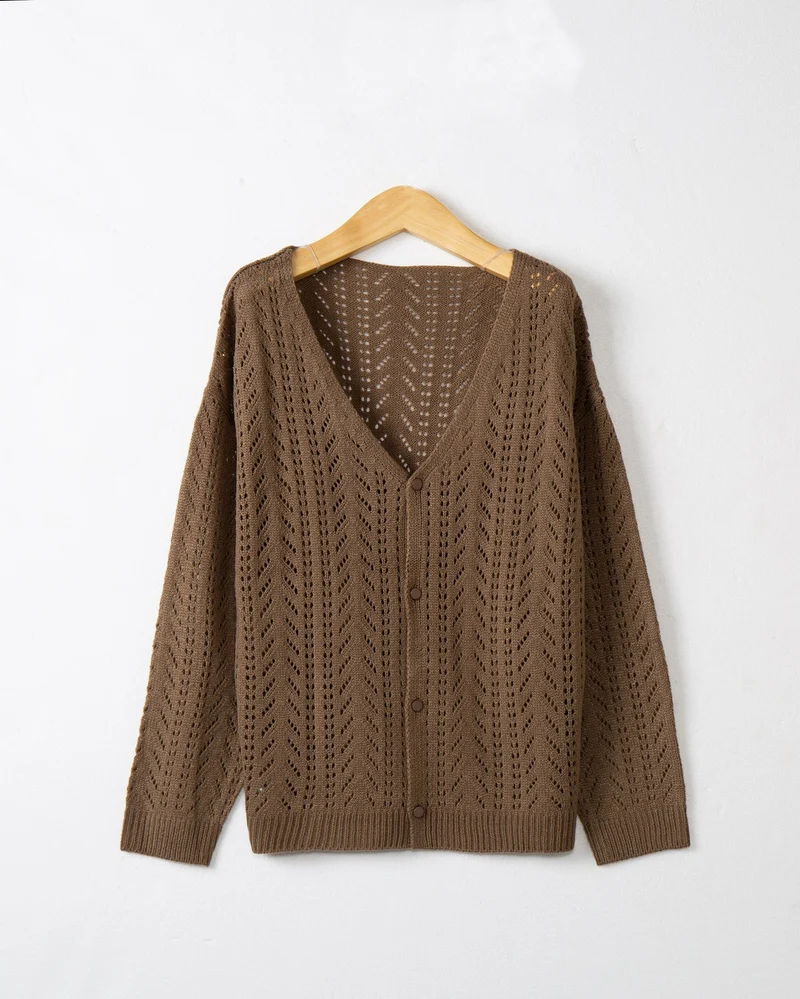 Damen Leichte Ajour-Strickjacke mit tiefem V-Ausschnitt und Knopfleiste Nord Taschen