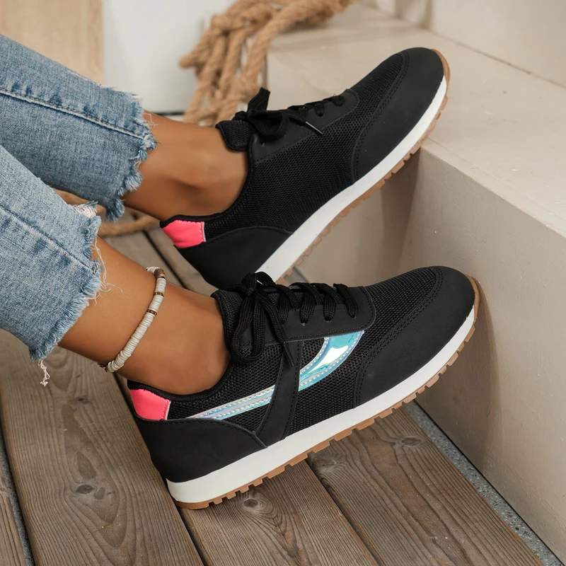 Damen leichte Retro-Lauf-Sneaker mit verstärkter Zehenkappe, atmungsaktivem Mesh-Obermaterial und profilierter Gummilaufsohle Nord Taschen