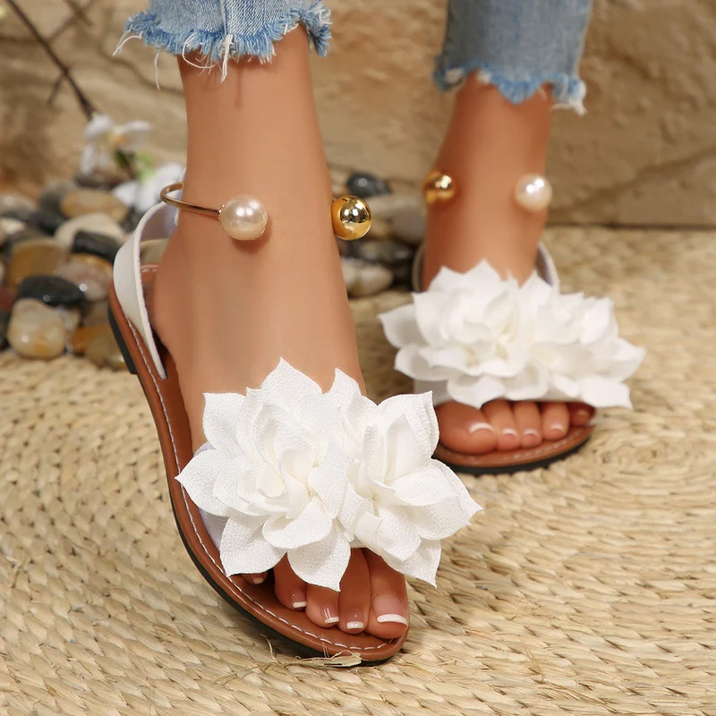 Damen komfortable Sandalen mit dekorativen Blumen-Applikationen