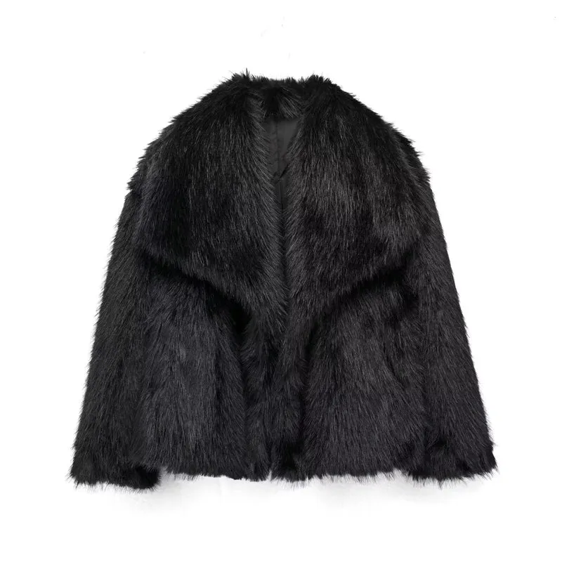 Damen Kurze Kunstfelljacke mit voluminösem Schalkragen Nord Taschen