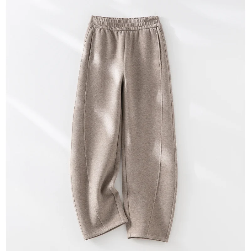 Damen Kurze Kapuzenjacke aus Sweat mit durchgehendem Zweiwege-Reißverschluss und taillierter Passform Nord Taschen