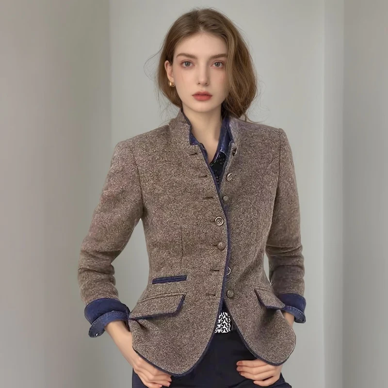 Damen Kurzblazer mit Stehkragen und Samtbesatz Nord Taschen