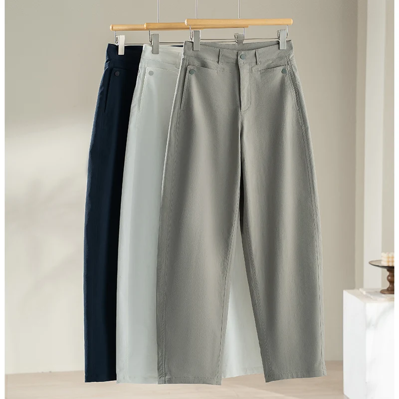 Damen Hochgeschnittene Weitbein-Hose aus fließendem Viskosemix mit Bügelfalte und Eingrifftaschen Nord Taschen