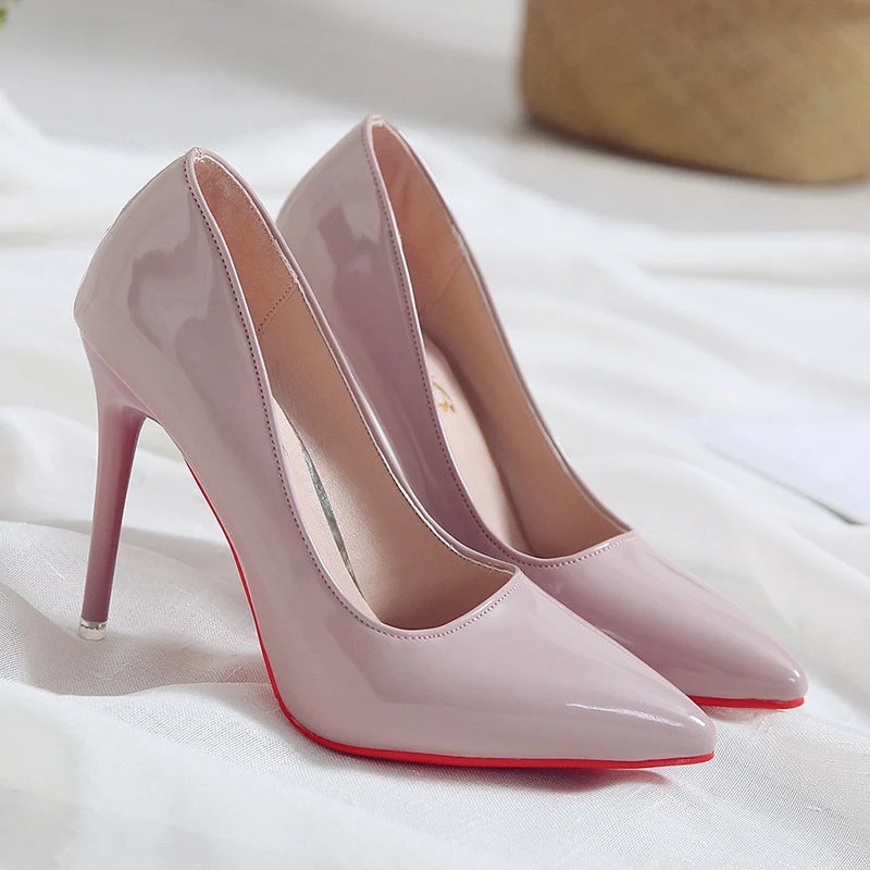 Damen elegante High Heels mit spitzem Schuhprofil und glänzender Oberfläche Nord Taschen