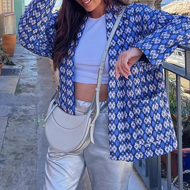 Damen Gemusterte Kimono-Steppjacke mit offener Front und aufgesetzten Taschen Nord Taschen