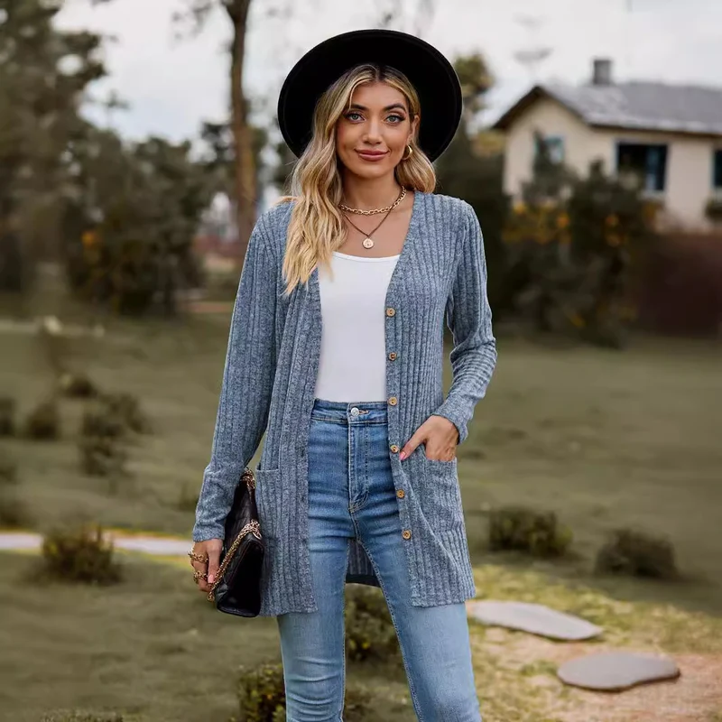 Damen Lang geschnittene Rippstrick‑Cardigan mit Knopfleiste und Eingrifftaschen Nord Taschen