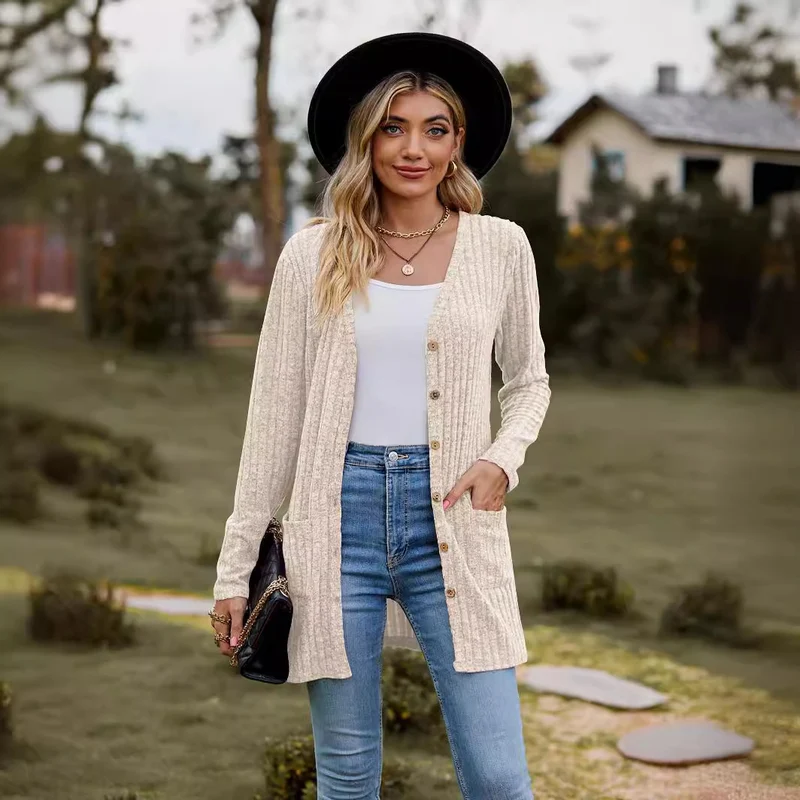 Damen Lang geschnittene Rippstrick‑Cardigan mit Knopfleiste und Eingrifftaschen Nord Taschen
