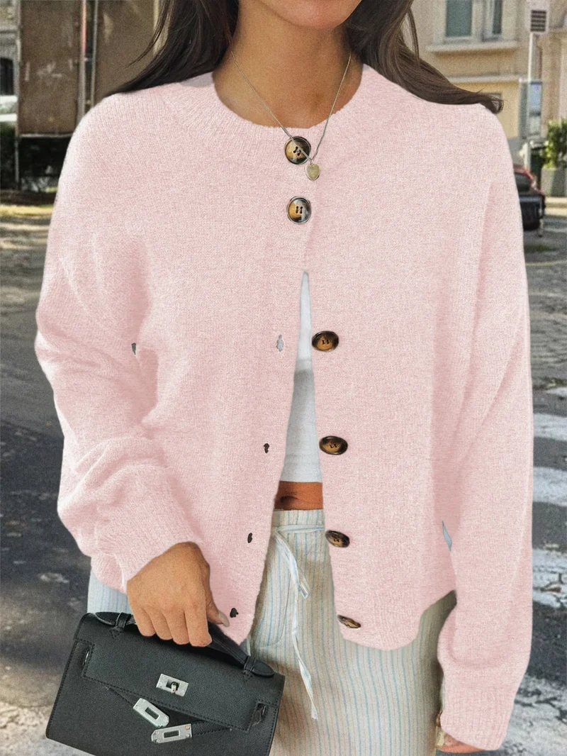 Damen kuschelige Strickjacke mit Oversize-Schnitt und Hornoptik-Knöpfen Nord Taschen