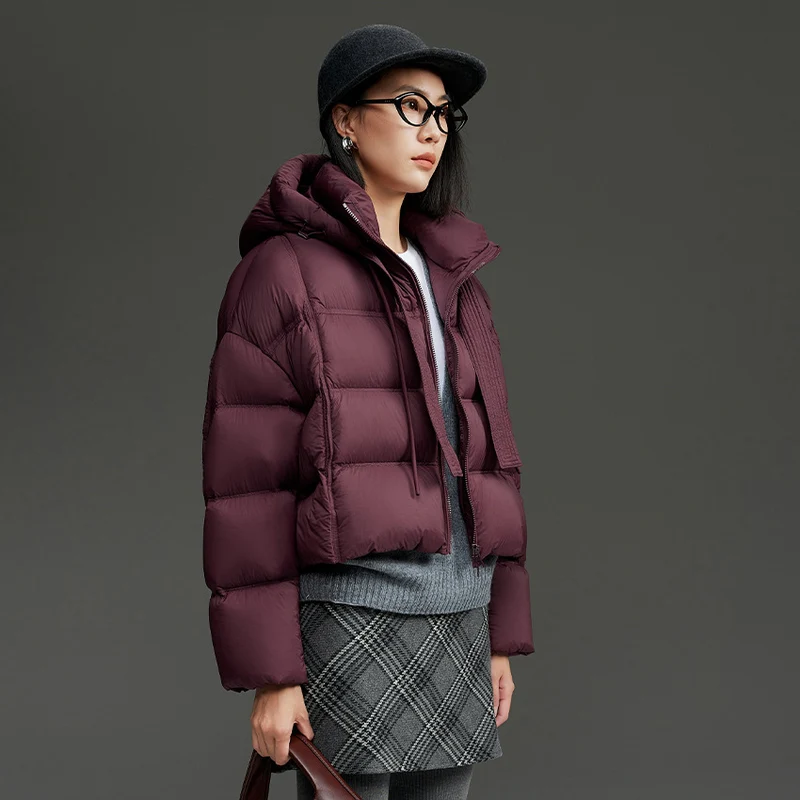 Damen Kurz geschnittene Boxy-Steppjacke mit voluminöser Kapuze und Kordelzug Nord Taschen