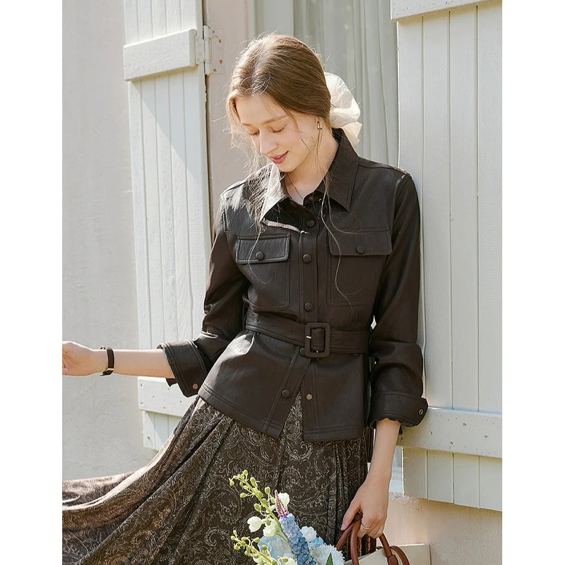 Damen Taillierter Utility-Lederblouson mit Bindegürtel und aufgesetzten Brusttaschen Nord Taschen