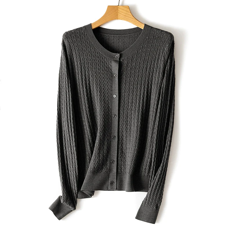 Damen Feiner Strick-Cardigan mit Zopfmuster, Rundhals und Knopfleiste Nord Taschen