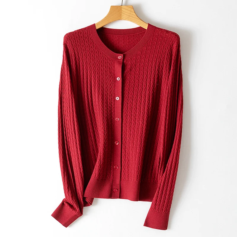 Damen Feiner Strick-Cardigan mit Zopfmuster, Rundhals und Knopfleiste Nord Taschen