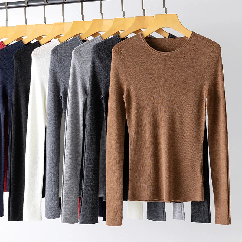 Damen Feiner Langarm-Feinstrickpullover mit Rundhalsausschnitt und schlanker Passform Nord Taschen