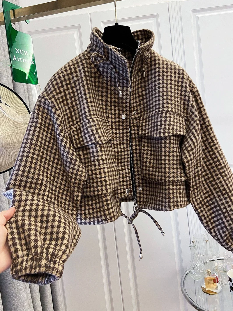 Damen Karo-Cropped-Jacke mit Stehkragen, Tunnelzug und elastischen Bündchen Nord Taschen