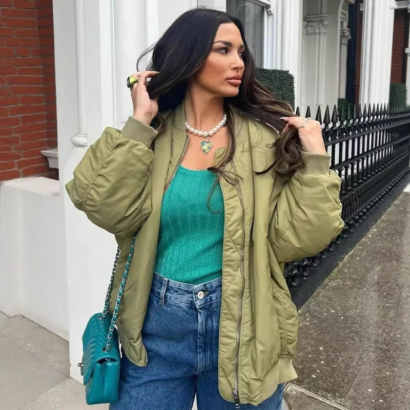 Damen oversized Bomberjacke mit technischen Details und praktischen Taschen Avellé