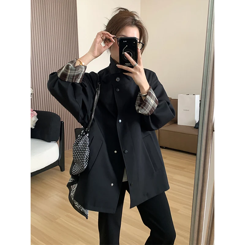 Damen Kurztrenchjacke im Oversize‑Boxy‑Schnitt mit Stehkragen und kariertem Ärmelaufschlag Nord Taschen