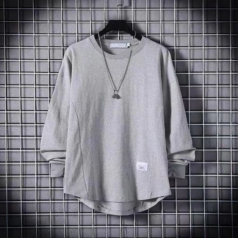 Herren weites Langarm-Sweatshirt mit verlängertem Rückensaum und aufgenähtem Label Nord Taschen