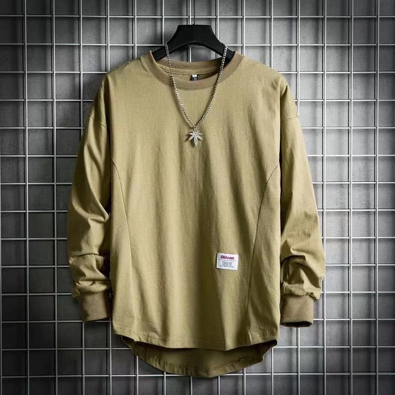 Herren weites Langarm-Sweatshirt mit verlängertem Rückensaum und aufgenähtem Label Nord Taschen