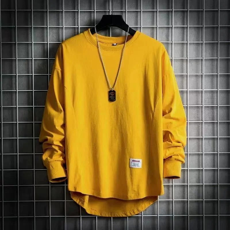 Herren weites Langarm-Sweatshirt mit verlängertem Rückensaum und aufgenähtem Label Nord Taschen