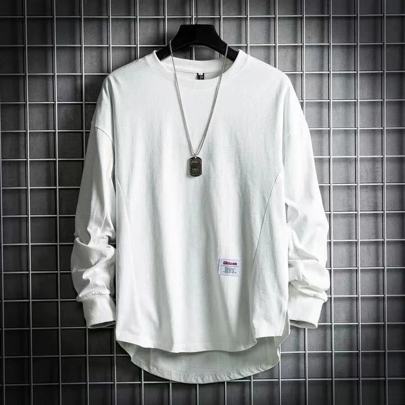 Herren weites Langarm-Sweatshirt mit verlängertem Rückensaum und aufgenähtem Label Nord Taschen