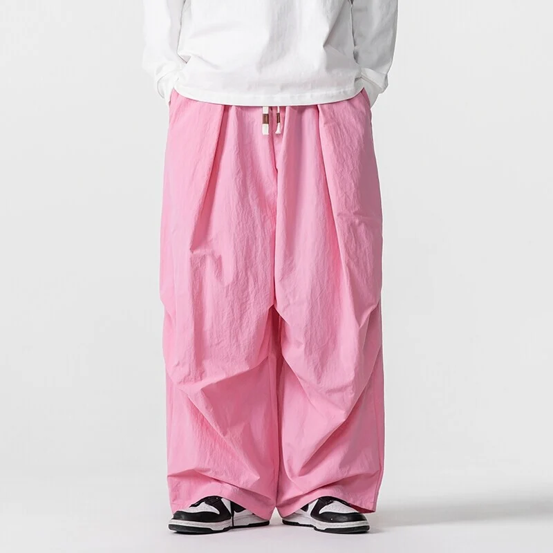 Herren Weite Utility-Loungehose mit überlappenden Falten und Kordelzugbund Nord Taschen