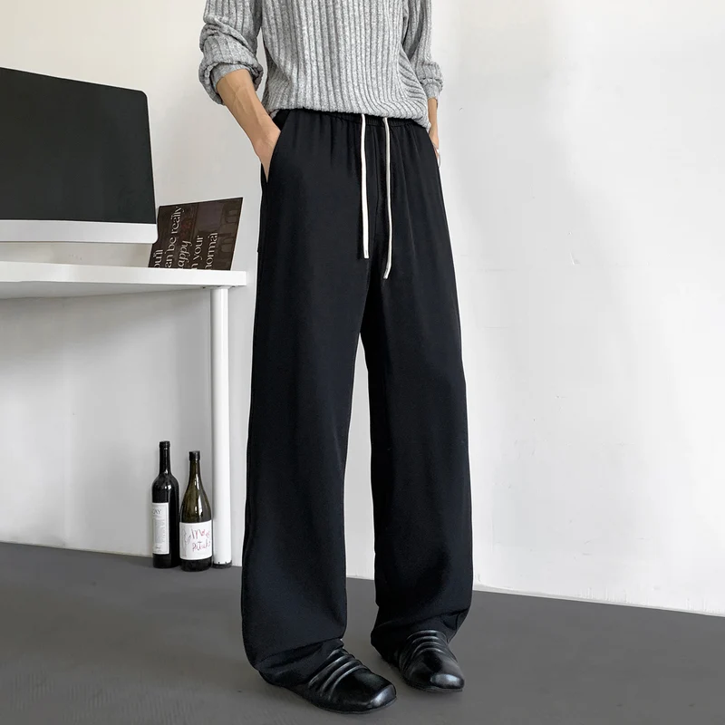 Herren Weite Relaxed-Fit Loungehose mit elastischem Bund und Tunnelzug Nord Taschen