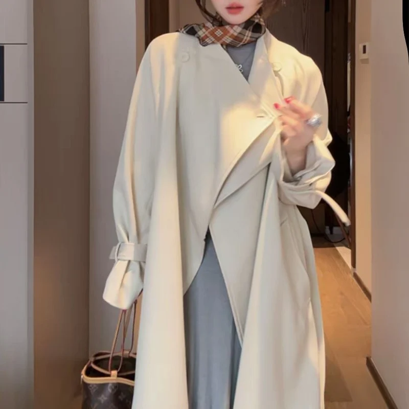 Damen Oversized Wickelmantel mit asymmetrischem Schnitt und verstellbaren Manschetten Nord Taschen