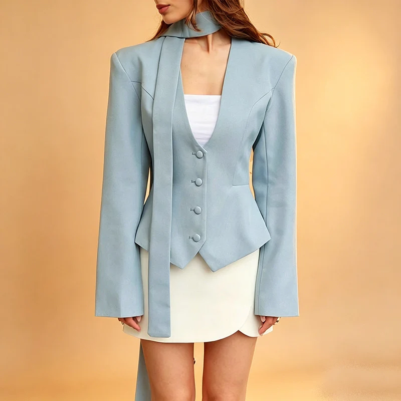 Damen Elegantes tailliertes Blazer-Set mit Weste und Schluppe Nord Taschen