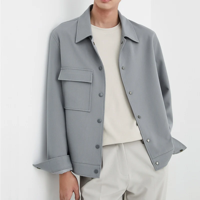 Herren Oversize-Utility-Jacke mit aufgesetzter Brusttasche und Druckknopfleiste Nord Taschen