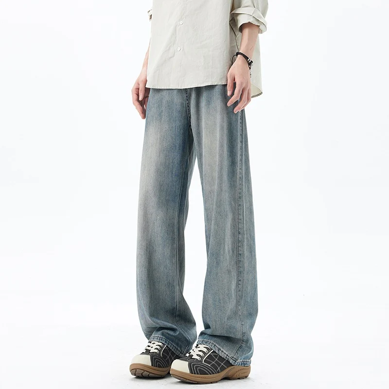 Herren Weite Denim-Jeans mit Vintage-Waschung und tiefem Schritt Nord Taschen