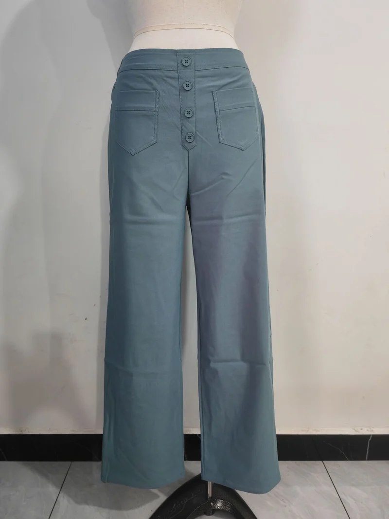 Damen Hochtaillierte weite Hose mit Knopfleiste und aufgesetzten Taschen Nord Taschen