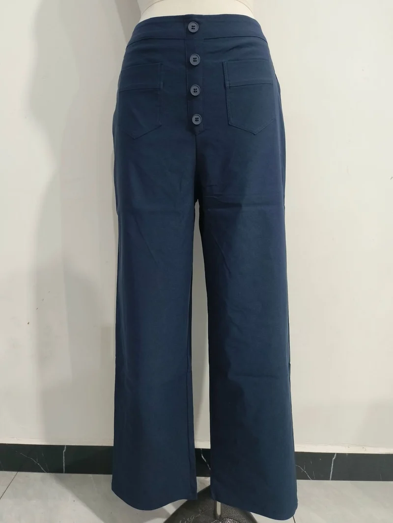 Damen Hochtaillierte weite Hose mit Knopfleiste und aufgesetzten Taschen Nord Taschen