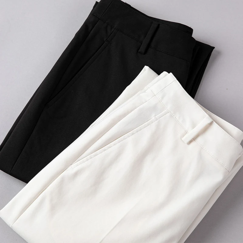 Damen Hochtaillierte gerade geschnittene Chino-Hose mit Bügelfalte Nord Taschen