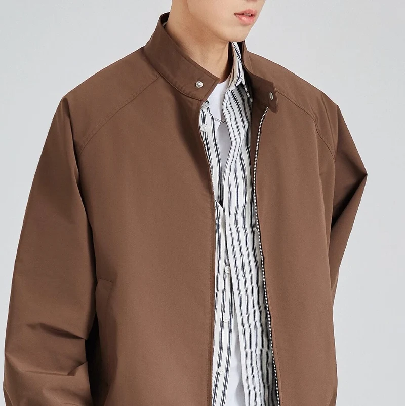 Herren leichte oversized Bomberjacke mit Stehkragen und elastischen Bündchen Nord Taschen