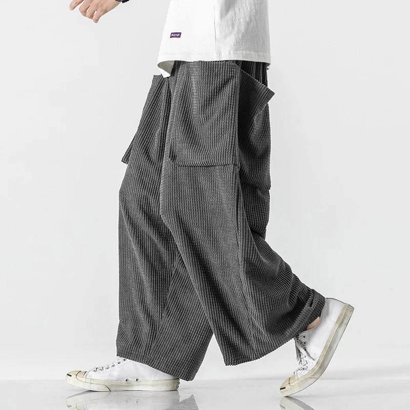 Herren Weite Cord-Culotte mit großen aufgesetzten Klappentaschen Nord Taschen