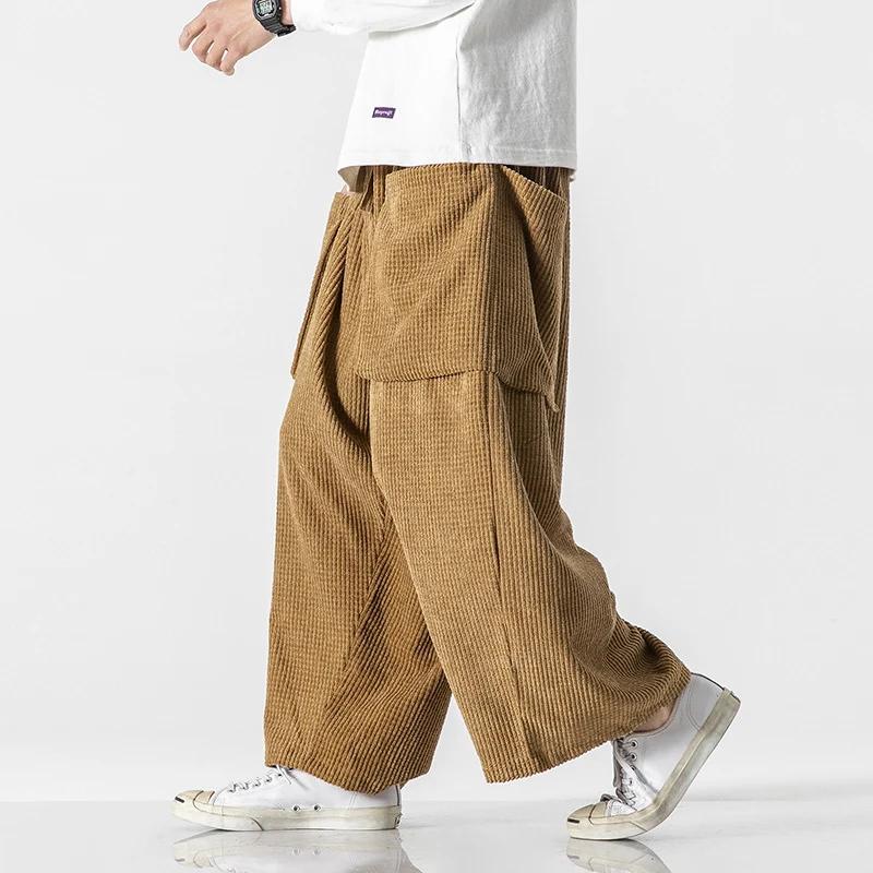 Herren Weite Cord-Culotte mit großen aufgesetzten Klappentaschen Nord Taschen