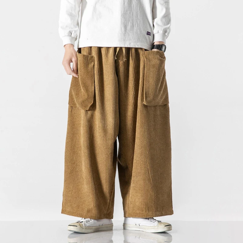 Herren Weite Cord-Culotte mit großen aufgesetzten Klappentaschen Nord Taschen