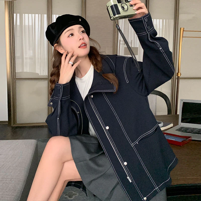 Damen Kurzjacke mit hohem Stehkragen, kontrastierenden Ziernähten und kastiger Oversize‑Silhouette Nord Taschen