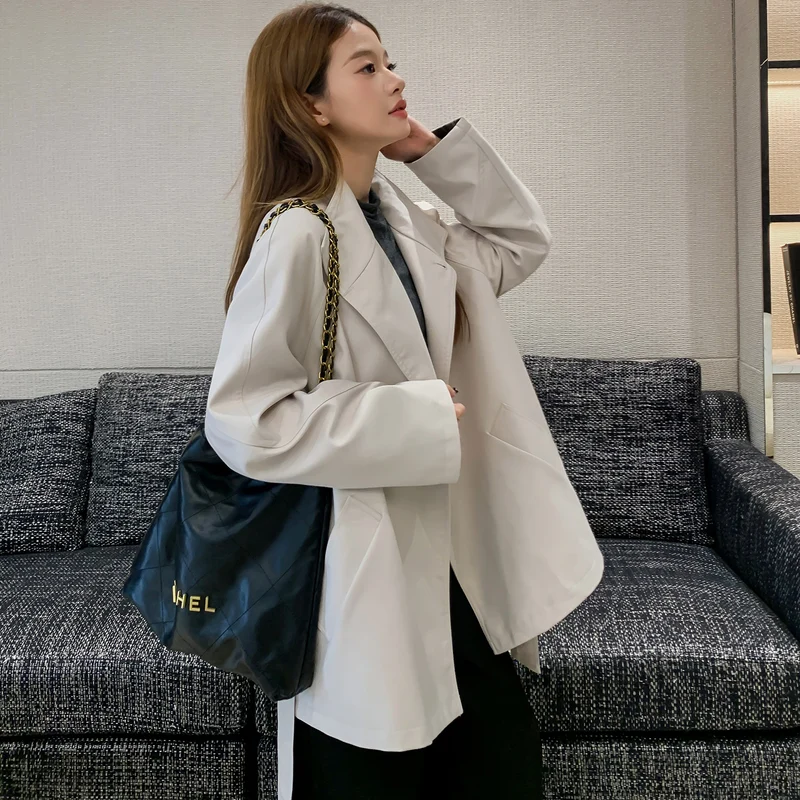 Damen Kurzjacke im Parka‑Stil mit Taillengürtel und kariertem Ärmelfutter Nord Taschen