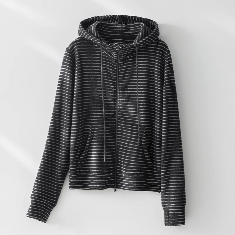 Damen Gestreifte Samt-Fleece Kapuzenjacke mit Reißverschluss und Kängurutaschen Nord Taschen