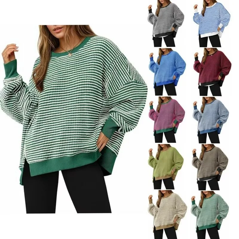 Damen Gestreifter Oversize-Sweater mit Rundhalsausschnitt und Seitenschlitzen Nord Taschen