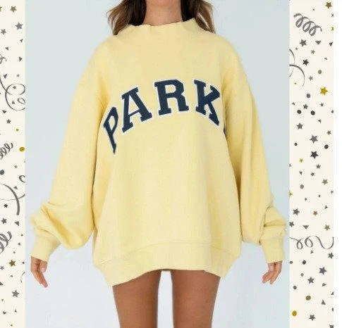 Damen Gemütliches Freizeit-Set mit Oversize kurz geschnittenem Sweatshirt und elastischen Baumwoll-Shorts Nord Taschen
