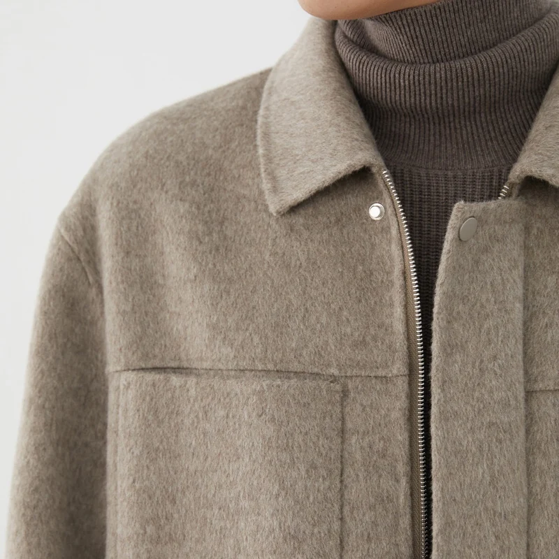 Herren Kurzjacke aus Wollmix mit Kastenform, Brusttaschen und verdecktem Reißverschluss Nord Taschen