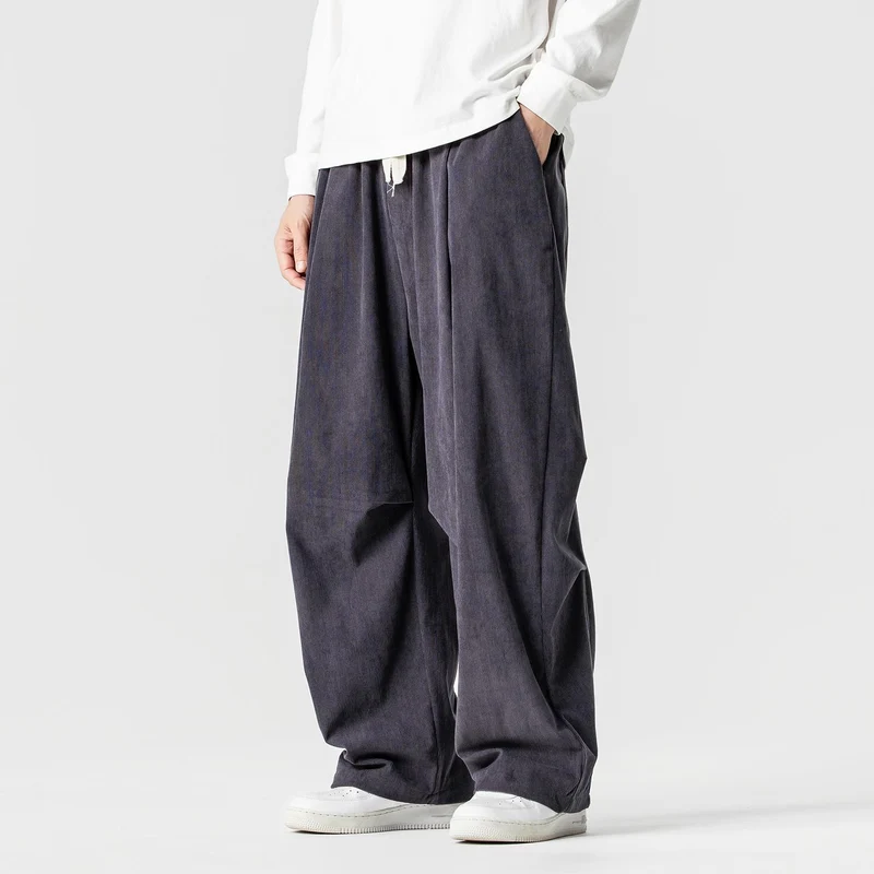 Herren Weit geschnittene Cordhose mit Bundfalten, Tunnelzug und lässiger Baggy‑Silhouette Nord Taschen
