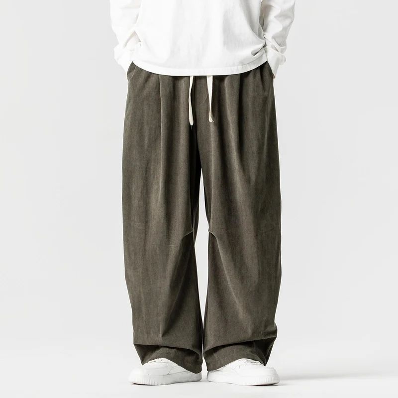 Herren Weit geschnittene Cordhose mit Bundfalten, Tunnelzug und lässiger Baggy‑Silhouette Nord Taschen
