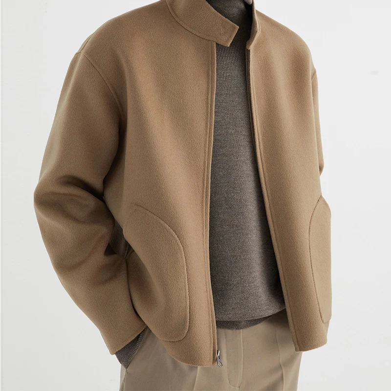 Herren Kurzgeschnittene Wollfleece-Übergangsjacke mit Stehkragen und geschwungenen Eingrifftaschen Nord Taschen