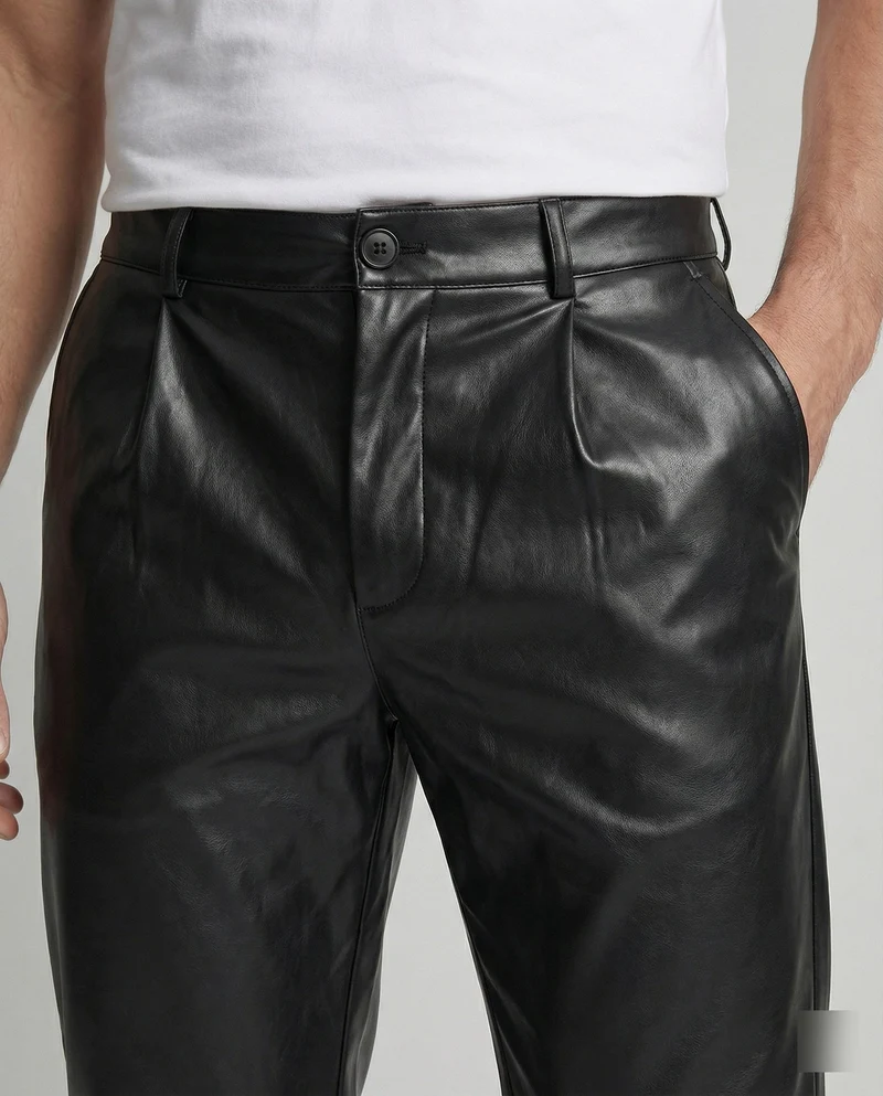 Herren Kunstlederhose elegant geschnitten