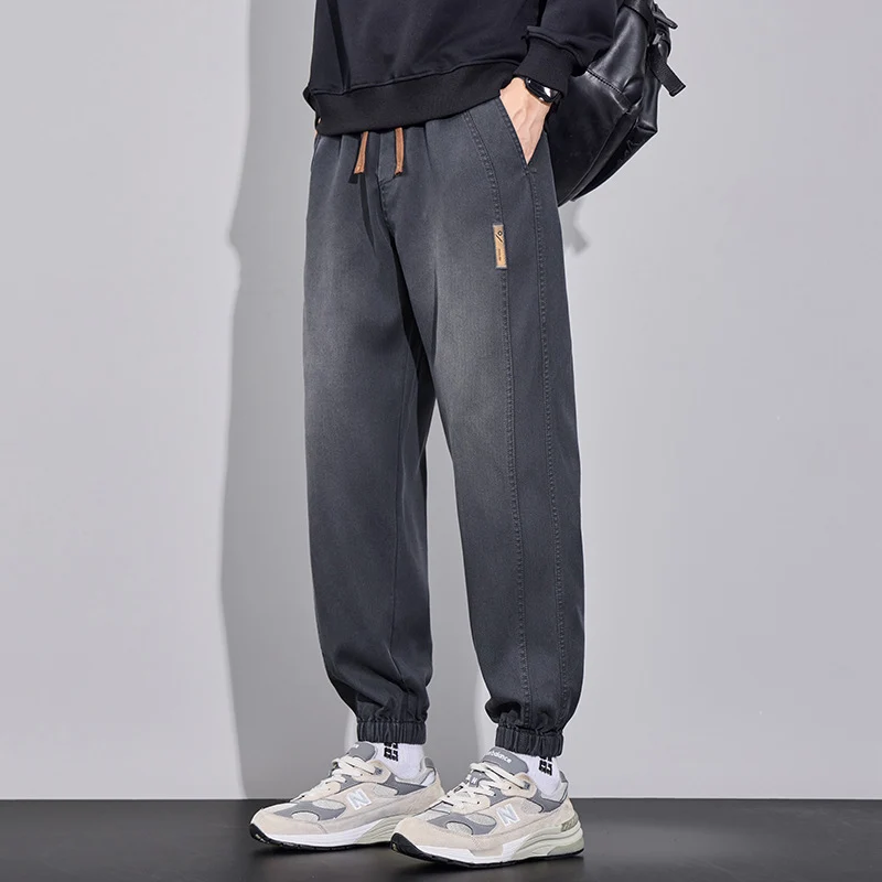 Herren Relaxed-Fit Jogginghose im Denim‑Look mit elastischem Bund, Tunnelzug und geripptem Beinabschluss Nord Taschen